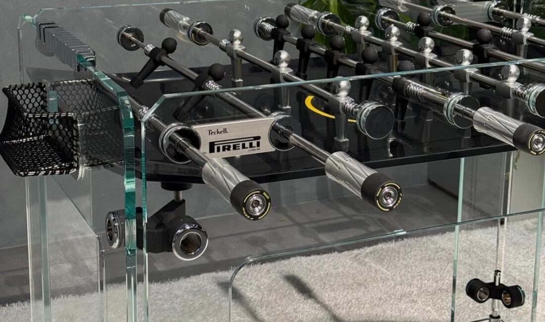 - Teckell Cristallino for Pirelli" langırt masası, gelenek, teknoloji, tasarım
