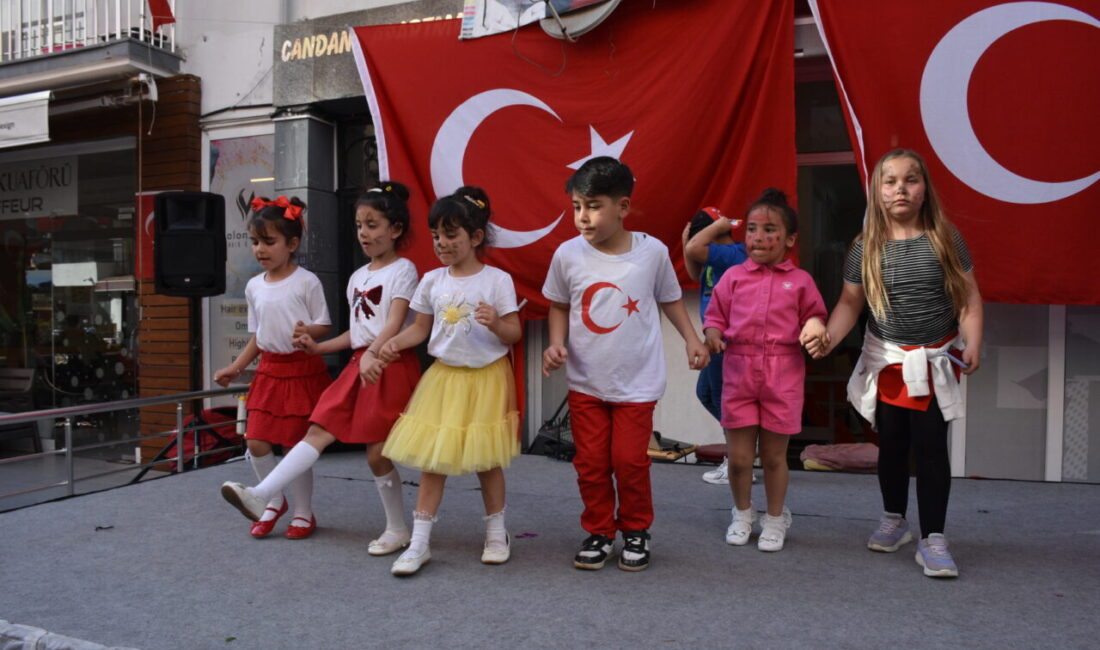 MUĞLA (AA) – Muğla'nın Marmaris ilçesinde terzi Salih Yazgan'ın girişimleriyle
