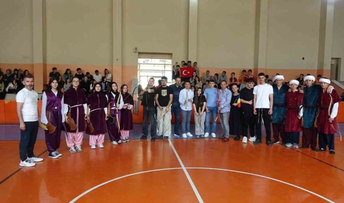 Kütahya’nın Tavşanlı ilçesinde bulunan Borsa İstanbul Anadolu Lisesi, uluslararası iş