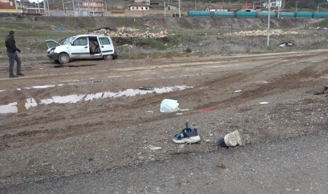 Kütahya’nın Tavşanlı ilçesinde meydan gelen trafik kazasında 3 kişi yaralandı.