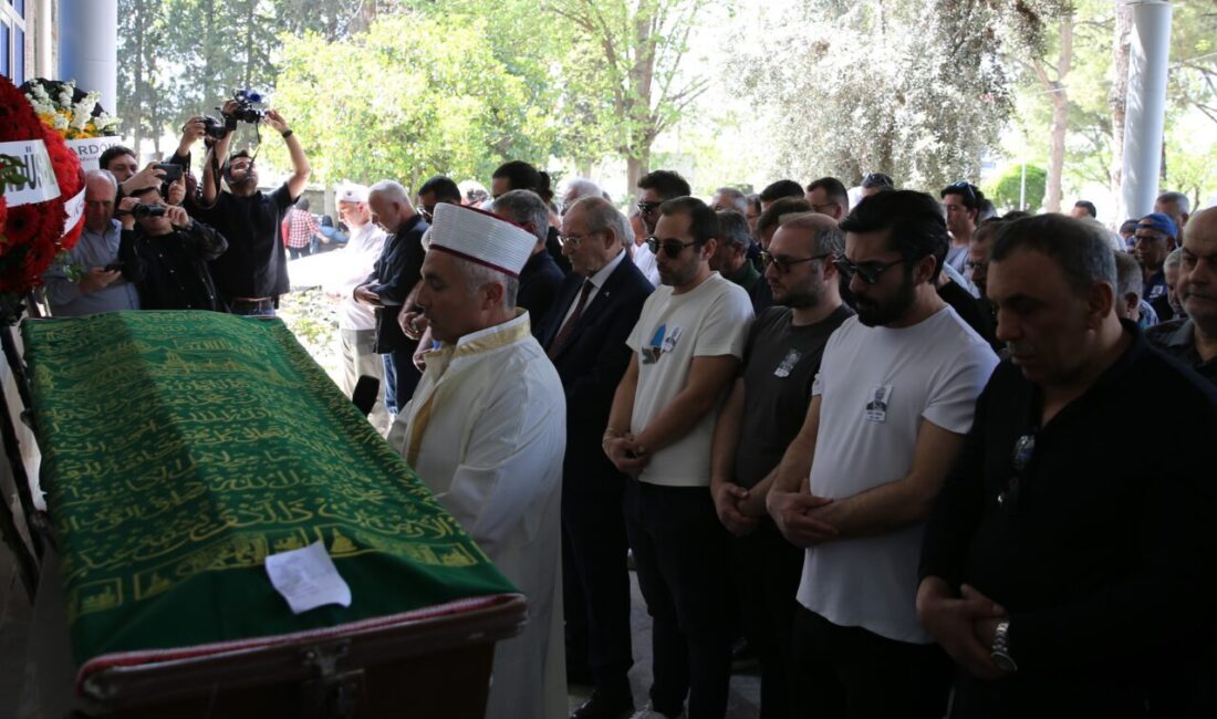 DENİZLİ (AA) – Teknik direktör Ersun Yanal'ın dün vefat eden