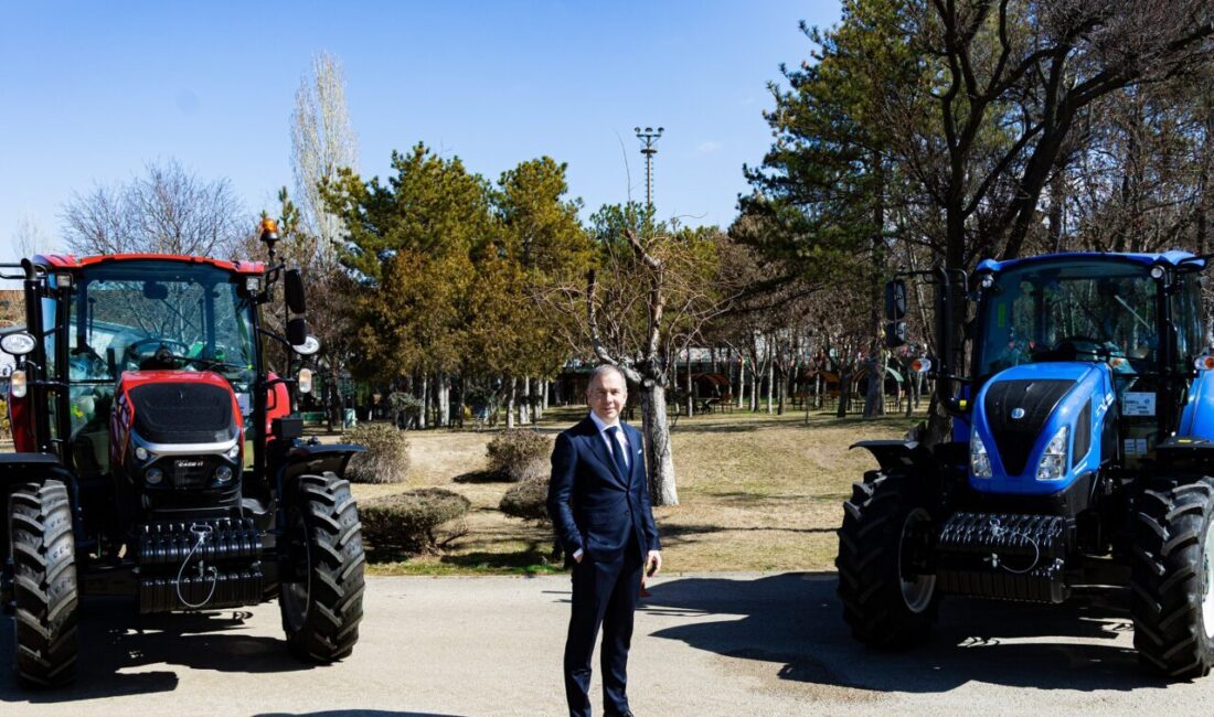 - TürkTraktör Şirket Lideri Matthieu Sejourne:
- "Türkiye'nin tahıl ambarı Konya'da