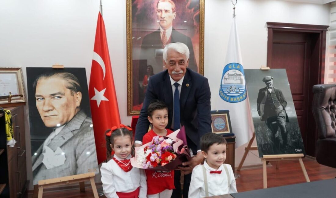 MUĞLA (AA) – Muğla'nın Ula İlçesinde anaokulu öğrencisi temsili belediye