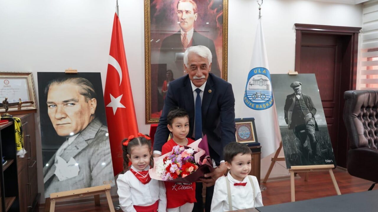 MUĞLA (AA) – Muğla'nın Ula İlçesinde anaokulu öğrencisi temsili belediye