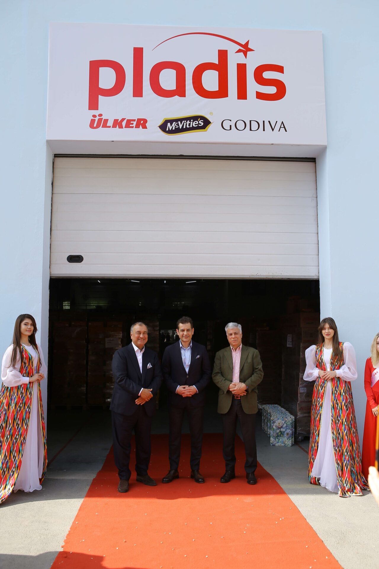 - Ülker CEO'su Özgür Kölükfakı:
- "Son yıllarda ekonomik reformlarla yatırımcılar
