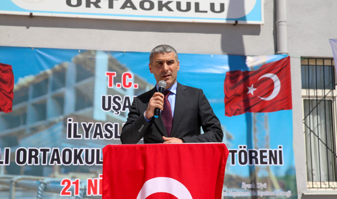 UŞAK (AA) – Uşak'ta hayırseverler tarafından yaptırılan 8 derslikli ortaokulun