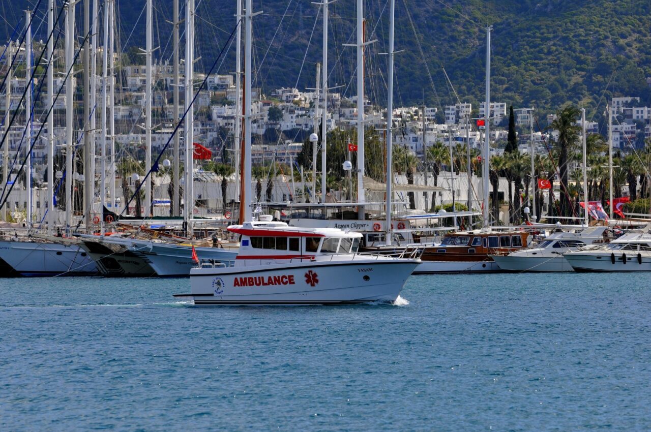 MUĞLA (AA) – Yunanistan'da teknede düşerek yaralanan ve İstanköy (Kos)