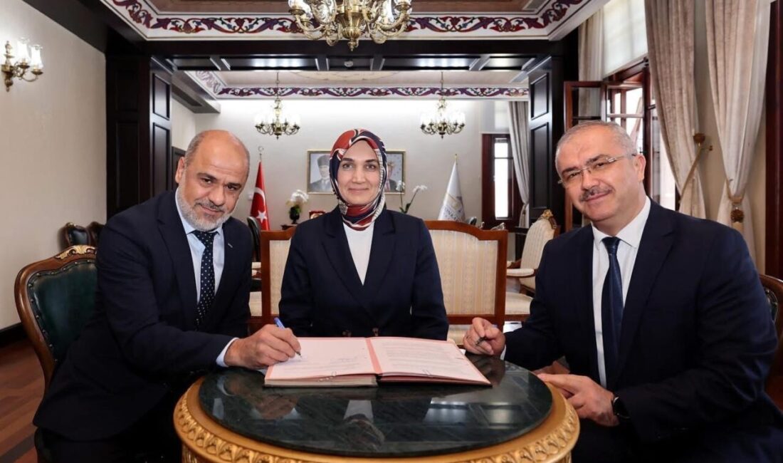 Afyonkarahisar’da 2025 yılı “Aile Yılı” çerçevesinde başlatılan kampanya ile genç