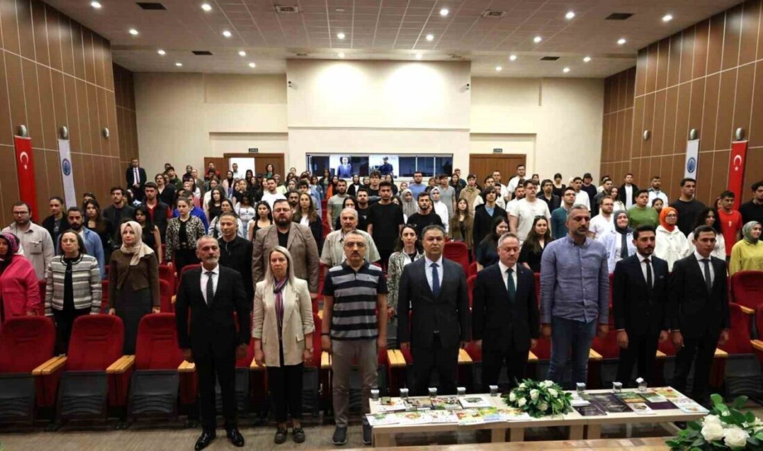 Afyonkarahisar’da düzenlenen “Yeşil Yakalılarla Söyleşiler” etkinliğinde, Tarım ve Orman Bakanlığı’nın