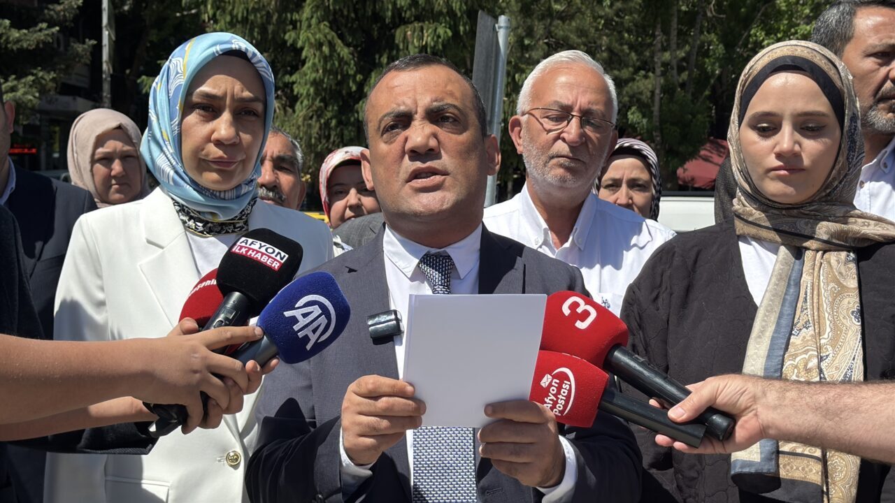 AFYONKARAHİSAR (AA) – AK Parti Afyonkarahisar İl Başkan Yardımcısı ve