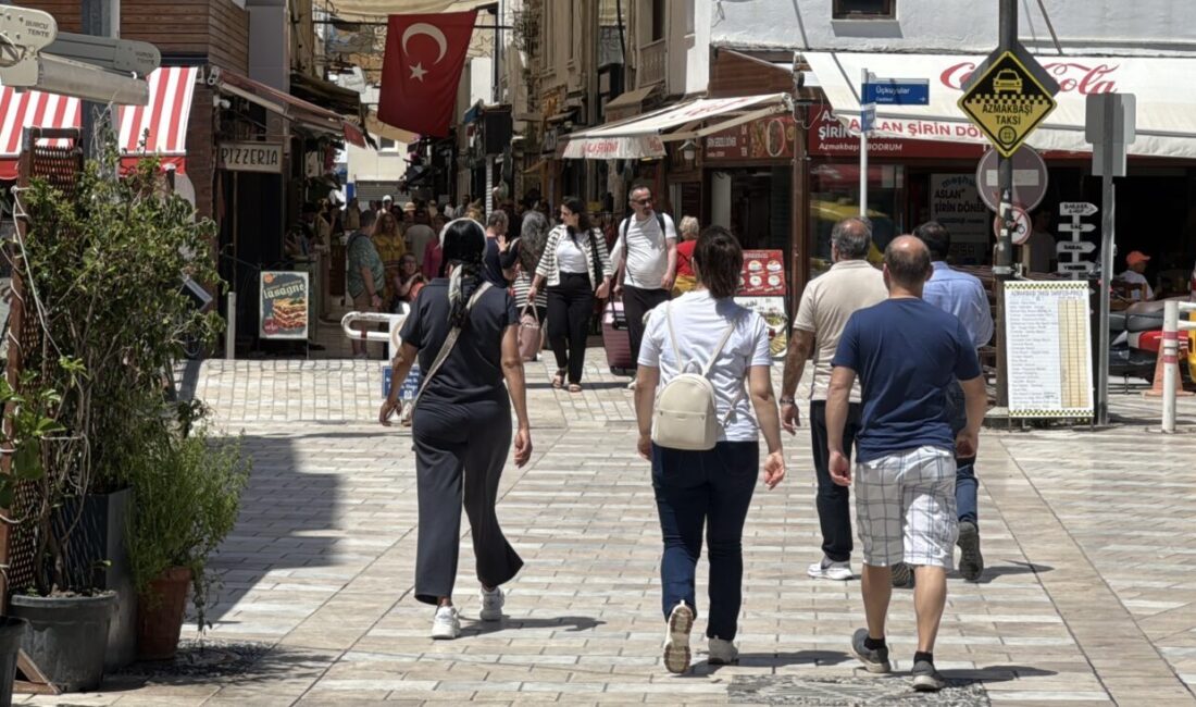 ANTALYA (AA) – Antalya ve Muğla'da güneşli havayı değerlendirmek isteyen
