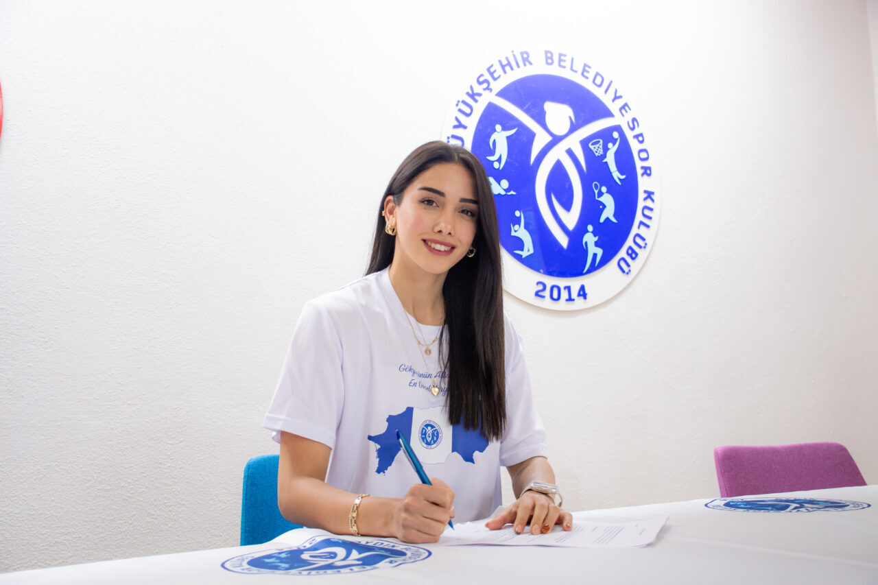 AYDIN (AA) – Voleybol Vodafone Sultanlar Ligi ekiplerinden Aydın Büyükşehir