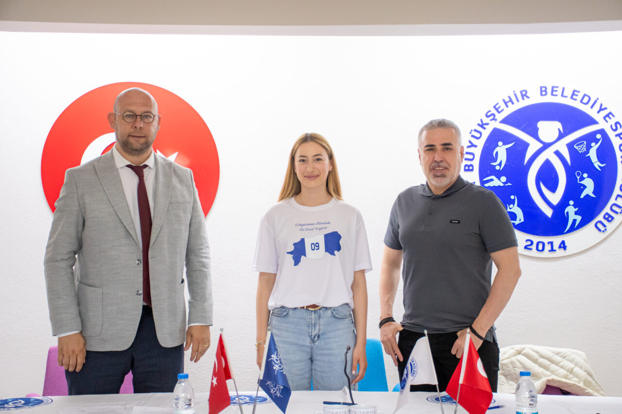 AYDIN (AA) – Voleybol Vodafone Sultanlar Ligi ekiplerinden Aydın Büyükşehir