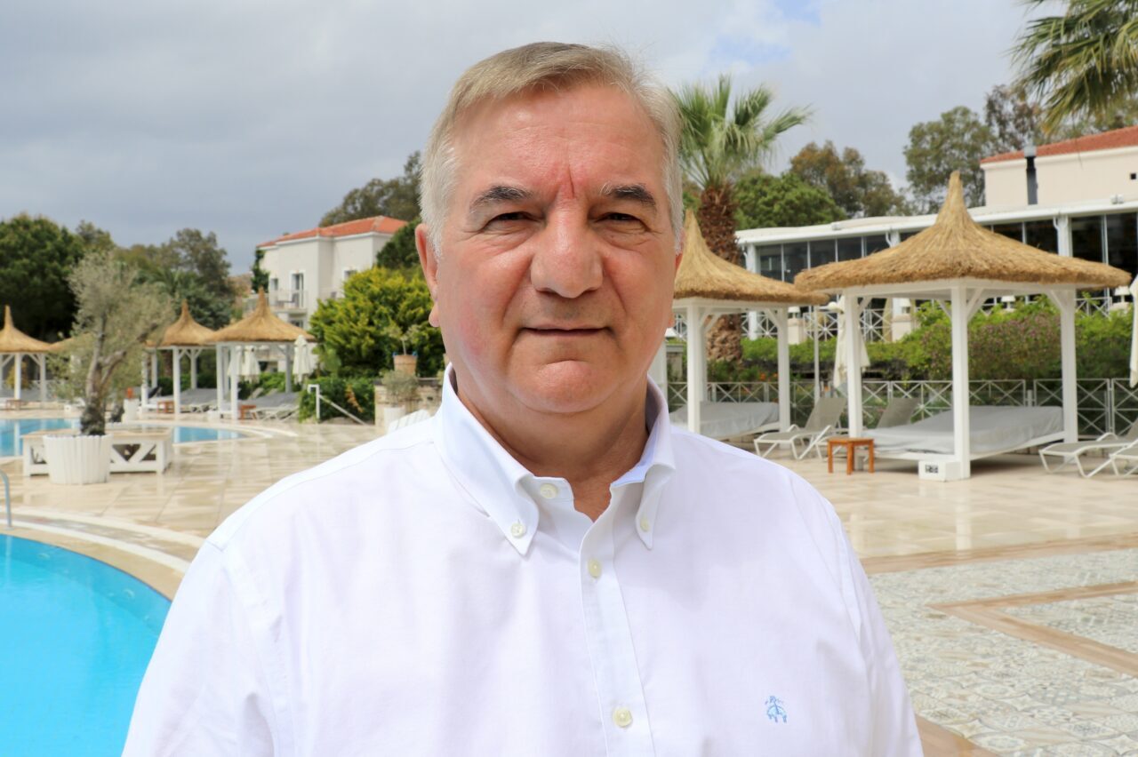 - Türkiye Otelciler Federasyonu Başkan Yardımcısı Mehmet İşler:
- "Kurban Bayramı'ndaki