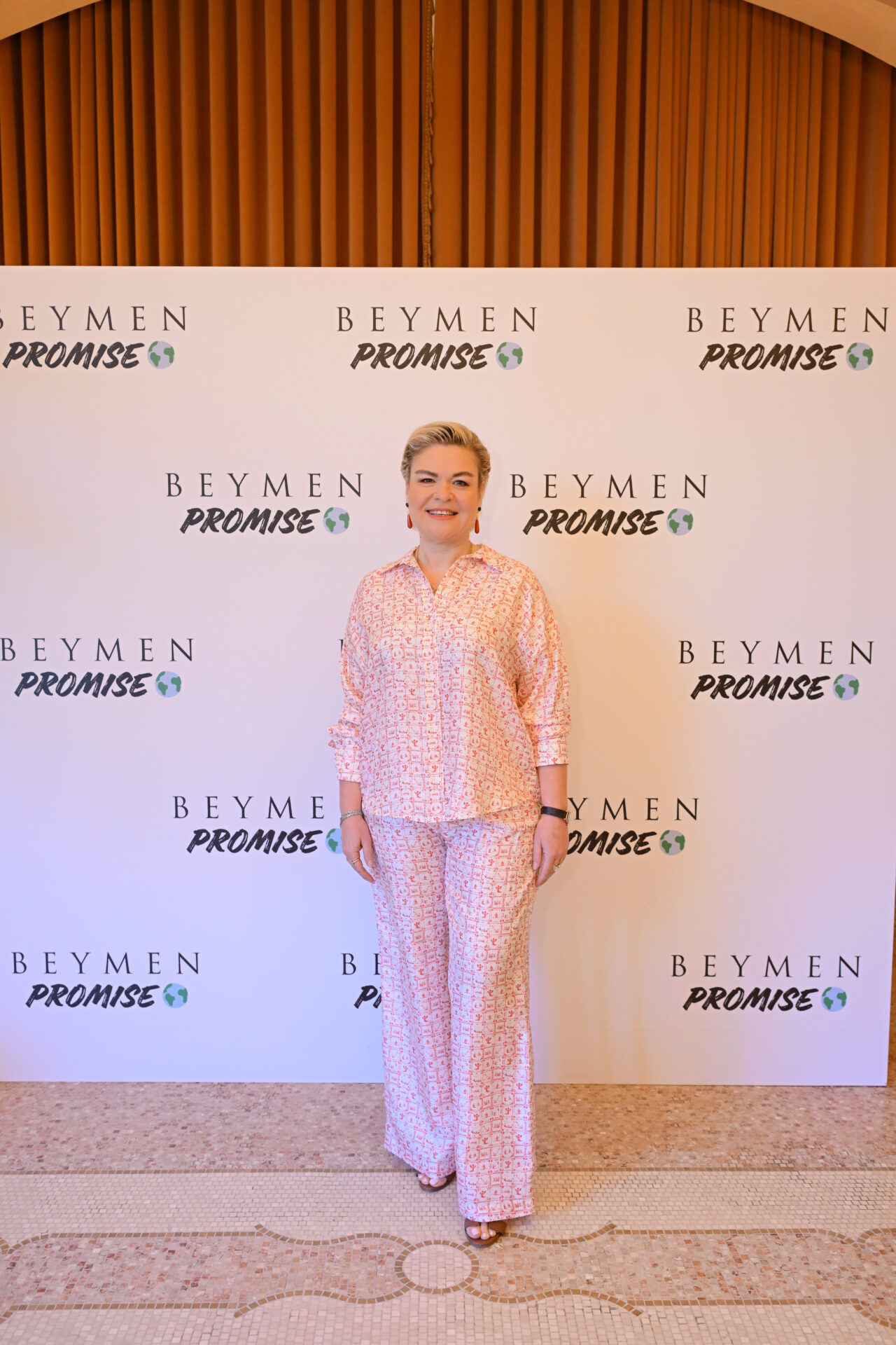 - Beymen Group CEO'su Elif Çapçı:
- "Türkiye'deki tedarikçi ekosistemi için