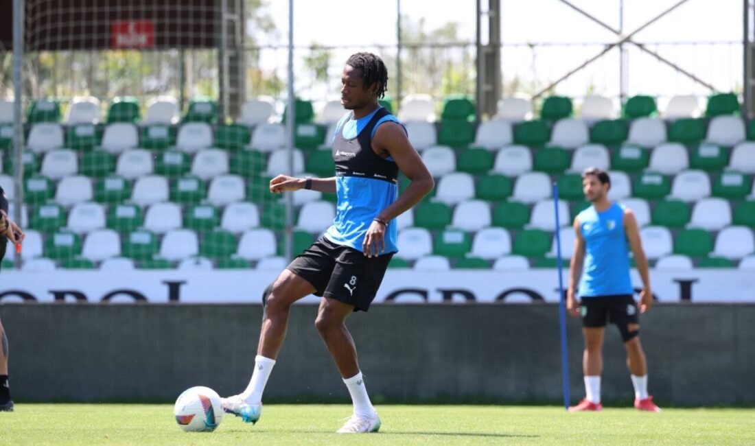 - Teknik direktör Jose Morais:
"Trabzonspor ligde hep zirveye oynamış bir