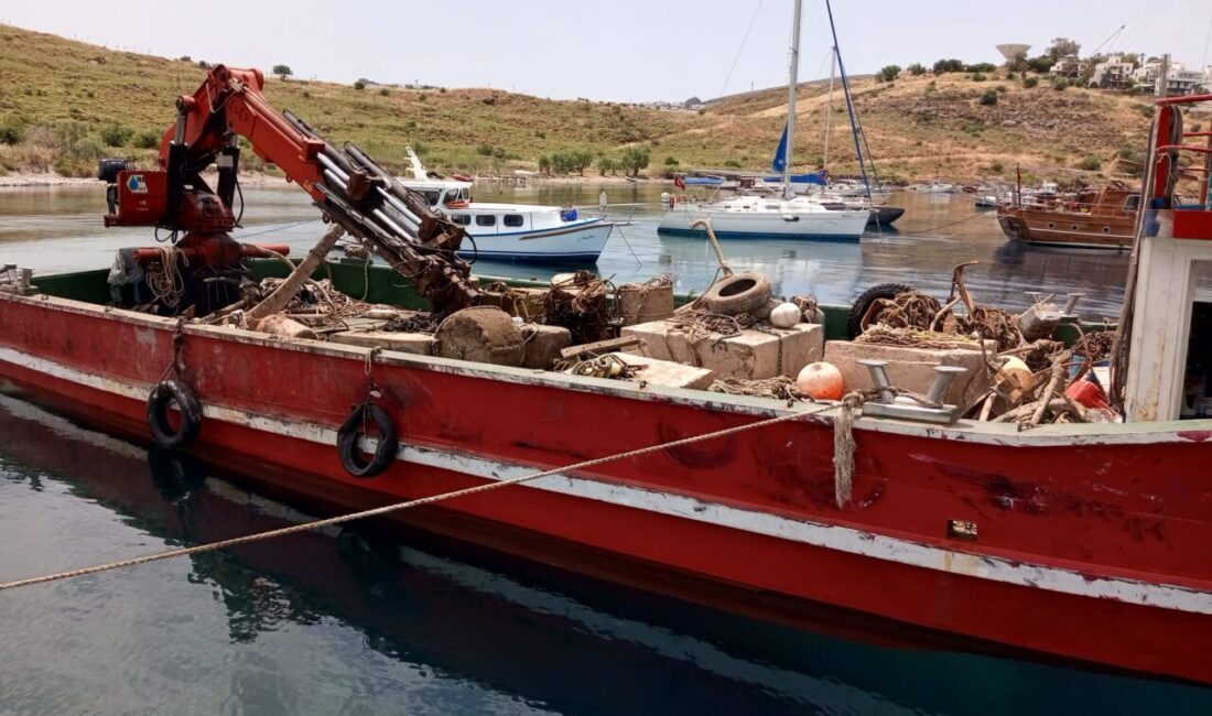 MUĞLA (AA) – Muğla'nın Bodrum ilçesinde, deniz dibinden yaklaşık 20