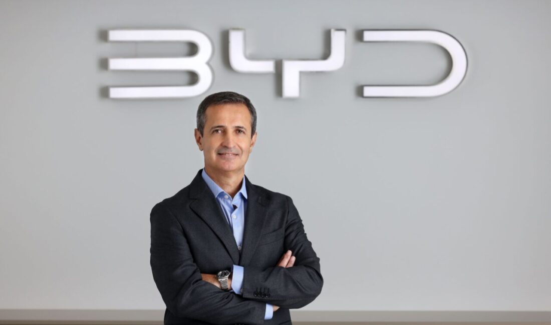 - BYD Türkiye Genel Müdürü İsmail Ergun:
- "BYD SEAL Design,