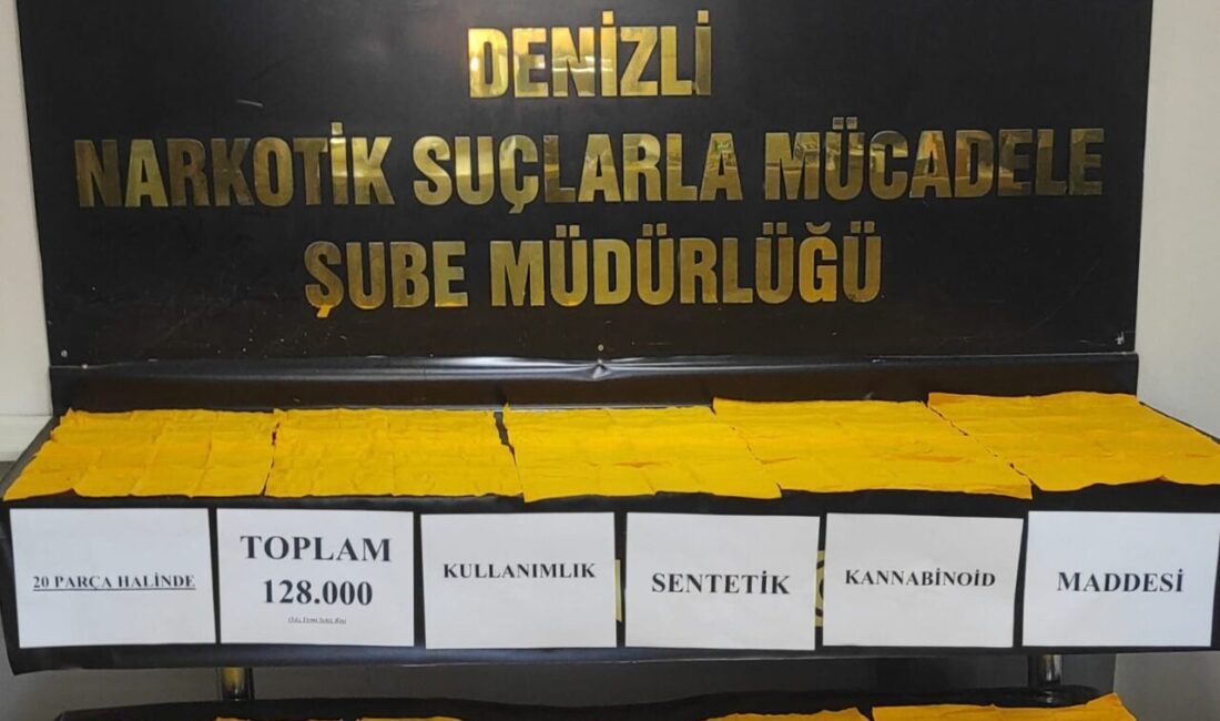 DENİZLİ (AA) – Denizli'de bir otomobilde 128 bin kullanımlık sentetik