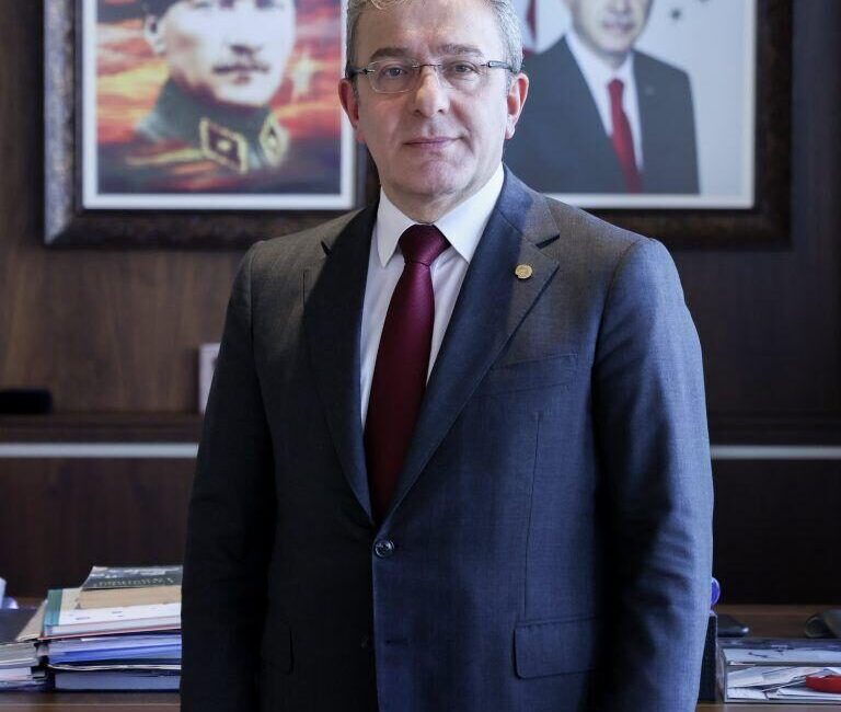 İZMİR (AA) – Dokuz Eylül Üniversitesi (DEÜ) Rektörü Prof. Dr.