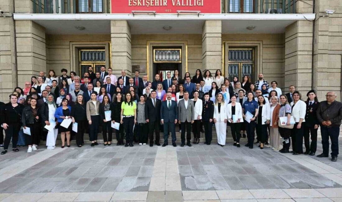 Eskişehir Valiliği Açık Kapı Şube Müdürlüğü koordinasyonunda yürütülen ve işitme