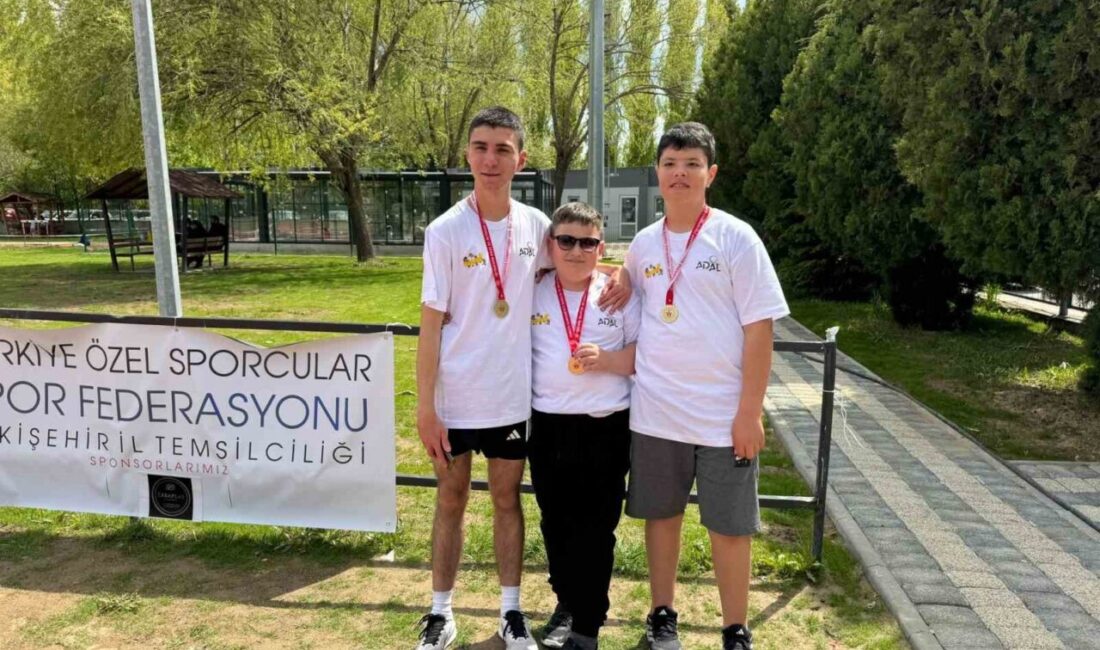 Eskişehir’de düzenlenen atletizm yarışmalarında Eskişehirli özel sporcular, 5 altın madalya