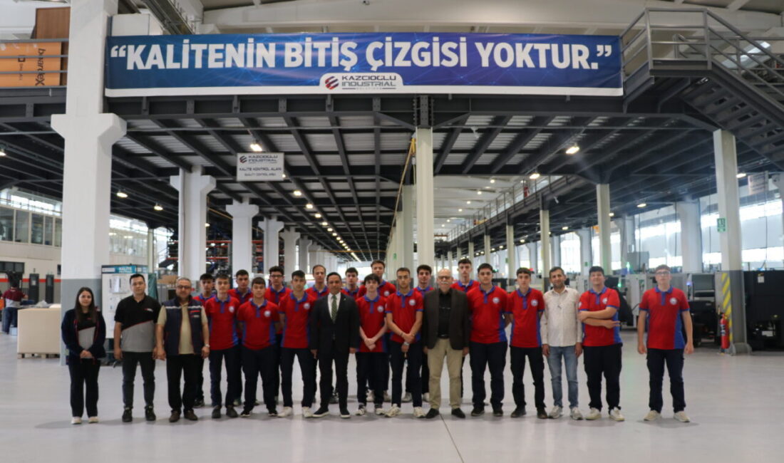 - Kütahya'nın Simav ilçesindeki bir fabrika içerisinde açılan "sektöre entegre"
