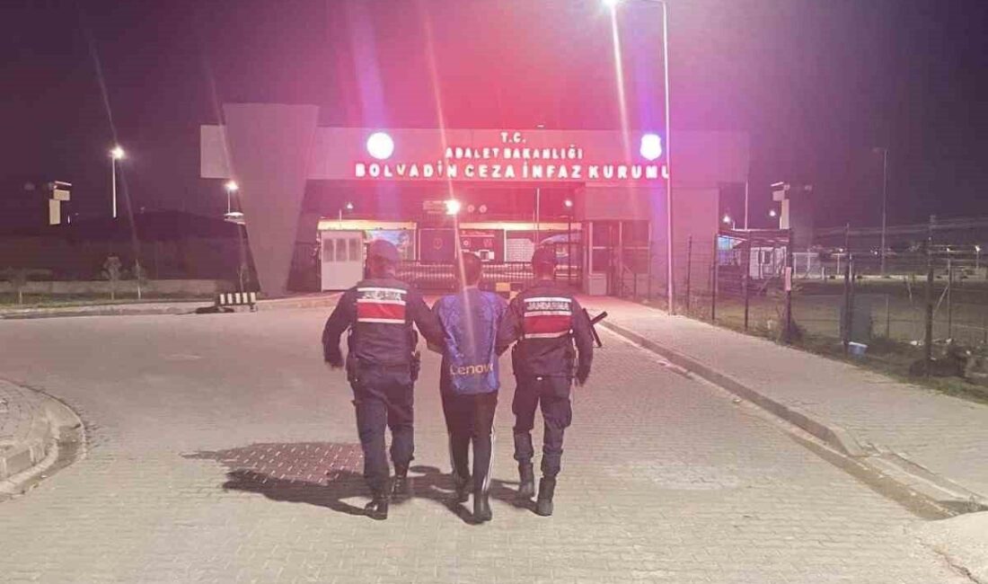 Afyonkarahisar’da 3 yıl 9 ay hapis cezasıyla aranan bir şahıs