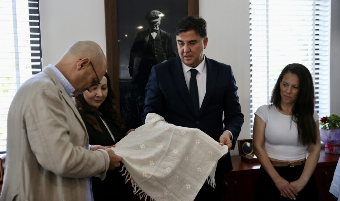 - Fethiye'nin tanıtılması amacıyla düzenlenen program kapsamında ilçeye gelen İngiliz