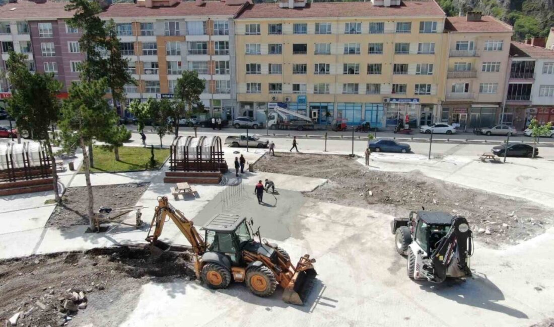 İnönü İlçesinde, resmi törenlerin yeniden Cumhuriyet Meydanı’na alınması kararı sonrası