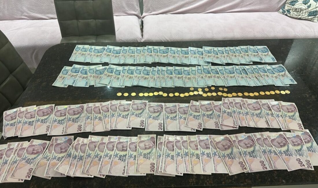 İZMİR (AA) – İzmir merkezli 5 ilde, Fetullahçı Terör Örgütünün