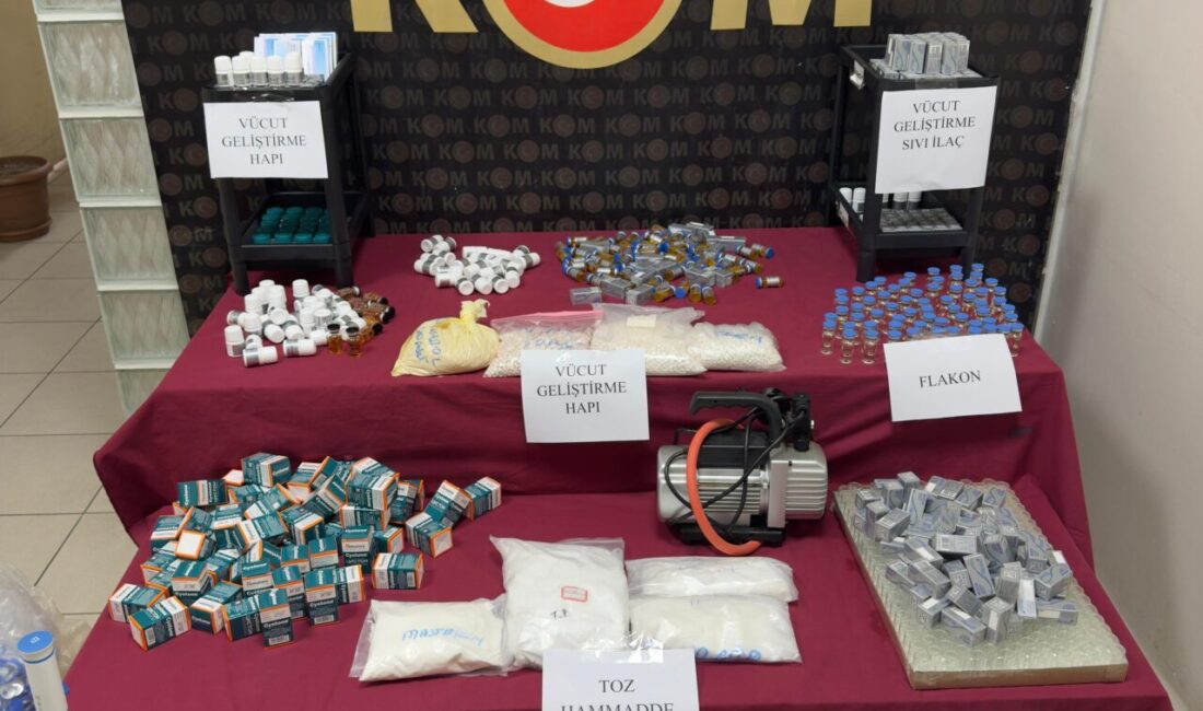 İZMİR (AA) – İzmir'de kaçak vücut geliştirme ilacı üretimi ve