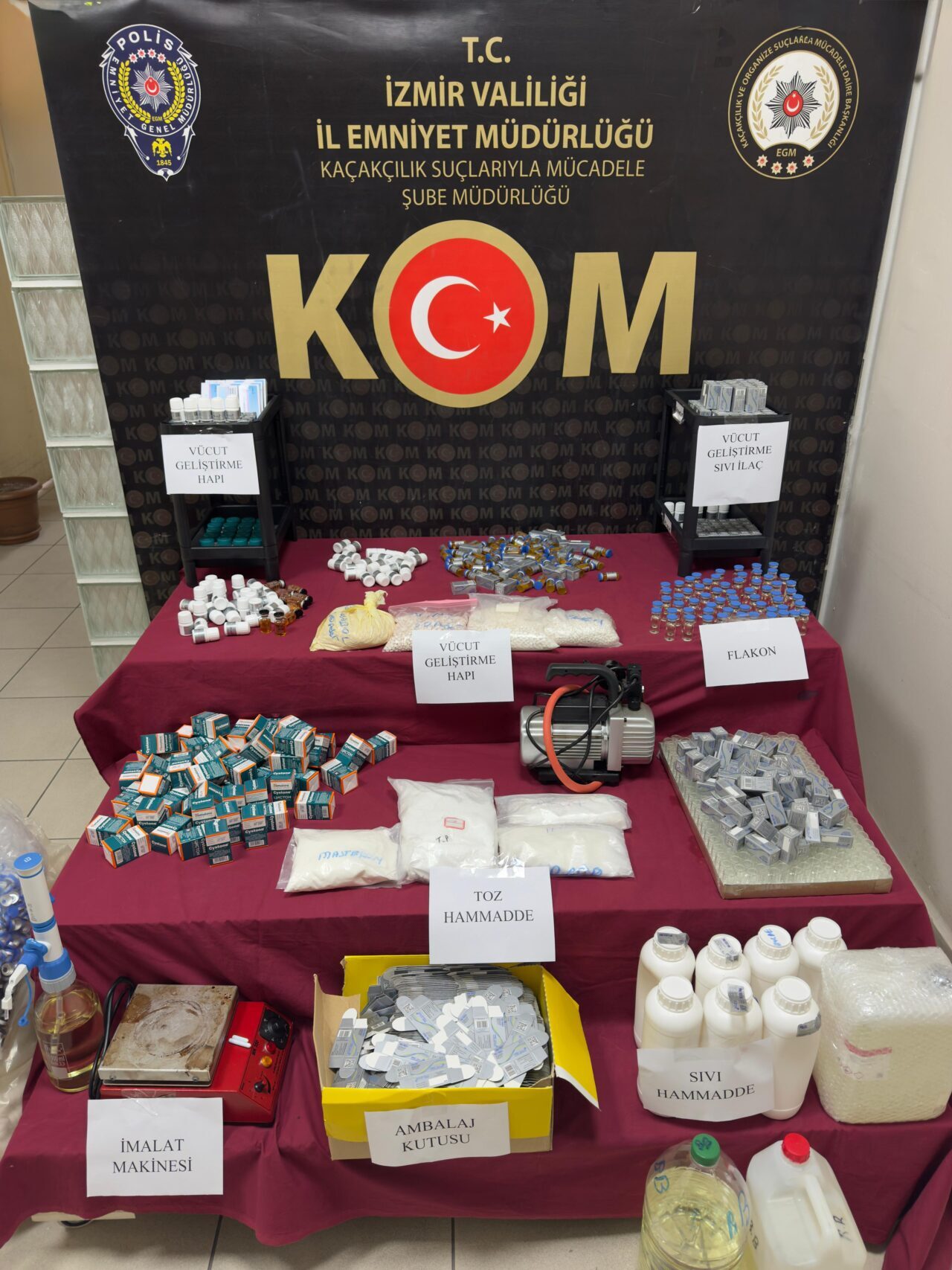 İZMİR (AA) – İzmir'de kaçak vücut geliştirme ilacı üretimi ve