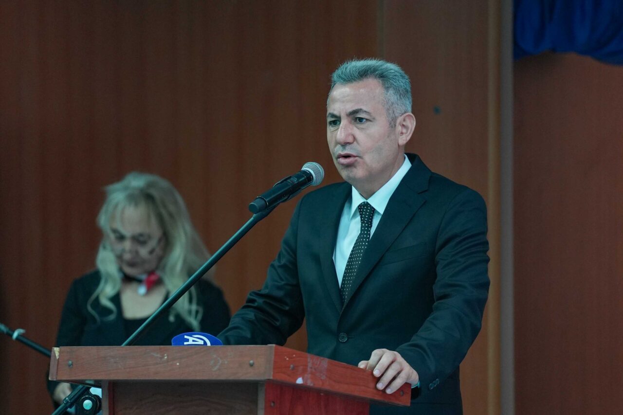 İZMİR (AA) – İzmir'de Engelliler Haftası kapsamında, özel sporcular için