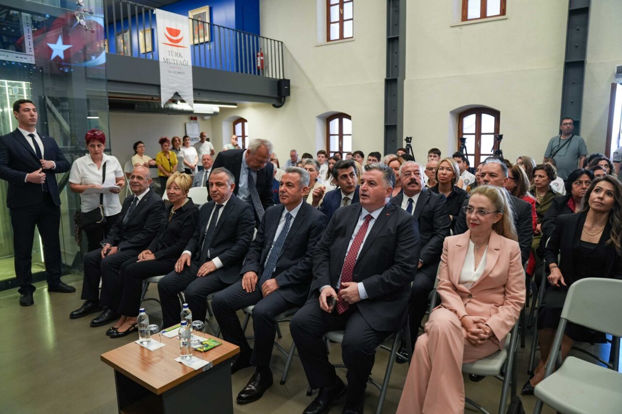 İZMİR (AA) – İzmir'de, Türk Mutfağı Haftası kapsamında kente özgü