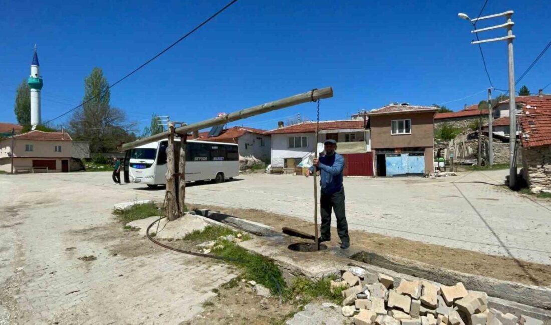 Eskişehir’in kırsal Süpüren Mahallesi’nde bulunan ve ilk kez görenlerin mancınığa
