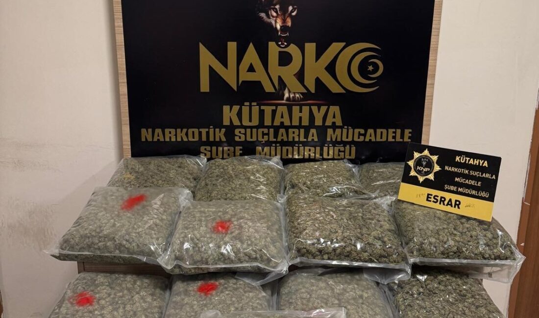 KÜTAHYA (AA) – Kütahya'da 15 kilo 840 gram esrar ele