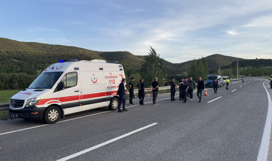 KÜTAHYA (AA) – Kütahya'da bariyere çarpan motosikletin sürücüsü hayatını kaybetti.