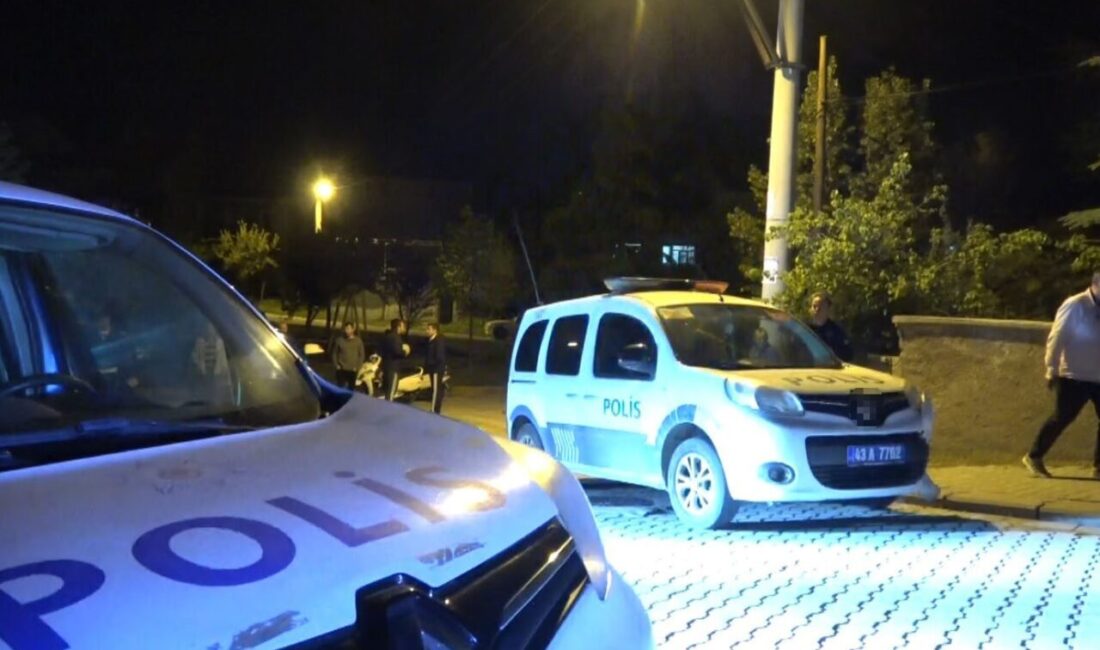 Kütahya’nın Tavşanlı ilçesinde polis ekiplerinin ’dur’ ihtarına uymayarak kaçan araçtaki
