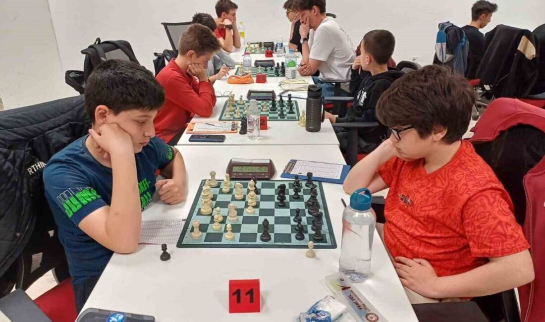 Eskişehir’de 10 farklı ilden 100 katılımcının yer aldığı ‘Mayıs Ayı