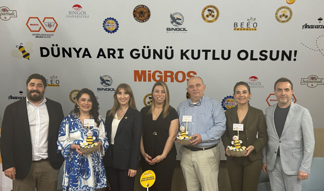 - Migros Grubu Pazarlama İcra Kurulu Üyesi Ekmel Baydur:
- "Arıcılığın