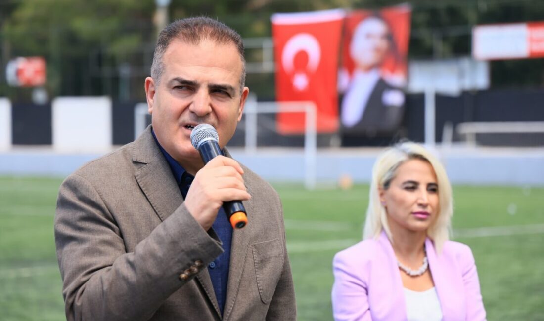 MUĞLA (AA) – Muğla Valisi İdris Akbıyık, Marmaris Octopus Cup