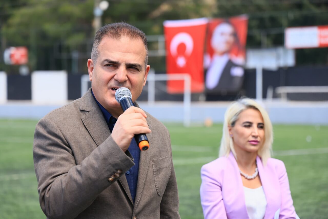 MUĞLA (AA) – Muğla Valisi İdris Akbıyık, Marmaris Octopus Cup