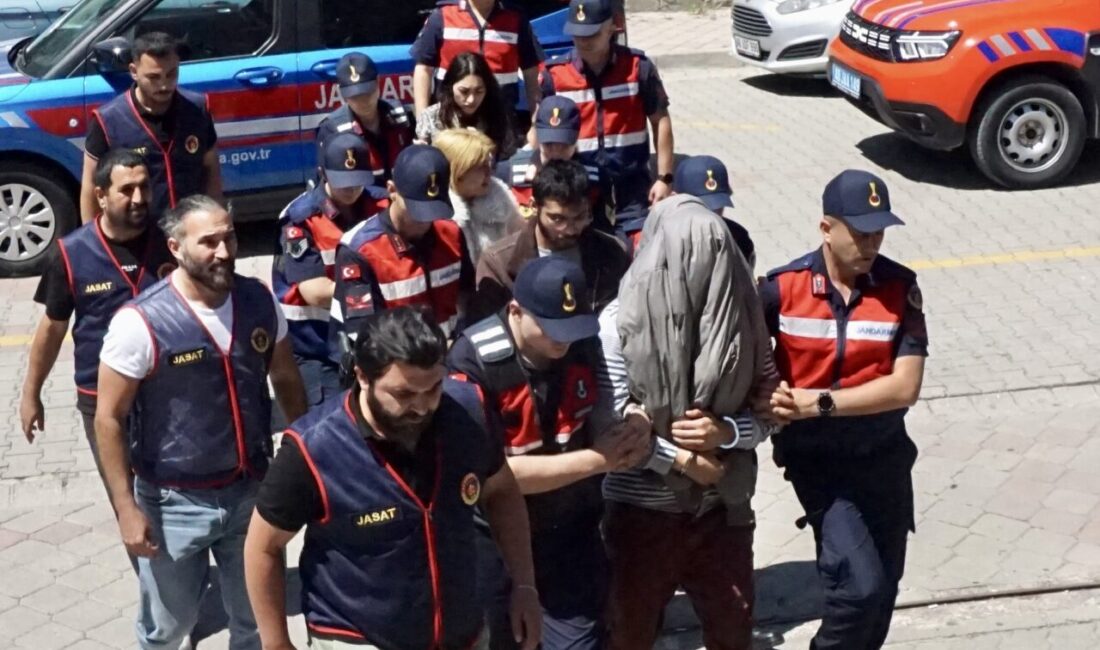 MUĞLA (AA) – Muğla'nın Fethiye ilçesinde bir kişinin evinde silahla