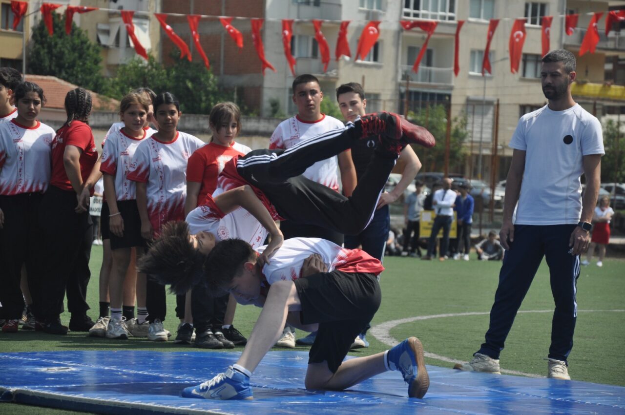 İZMİR (AA) – İzmir'in Ödemiş ilçesinde 19 Mayıs Atatürk'ü Anma,