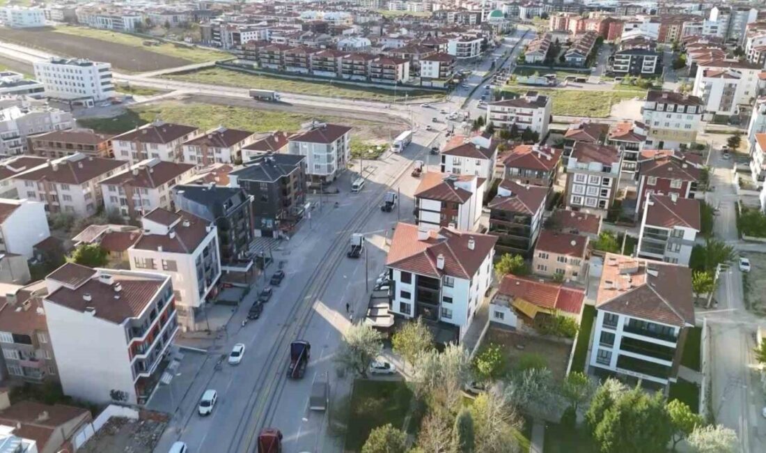 Eskişehir’de vefat eden ağabeyinin dünya evine giren oğluna unutulmaz bir