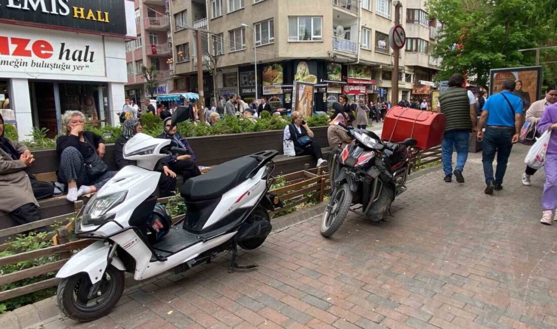 Eskişehir’de şehir merkezinde park yapılmasının yasak olduğu alanda birçok kişi