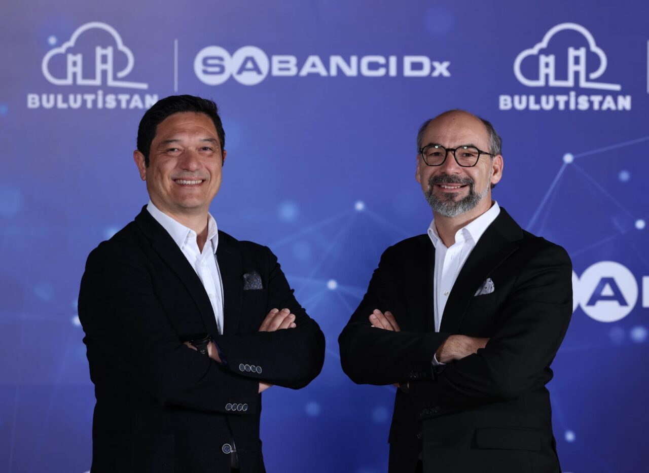- SabancıDx & Bulutistan CEO'su Tevfik Kor:
- "Ortaya koyduğumuz güç