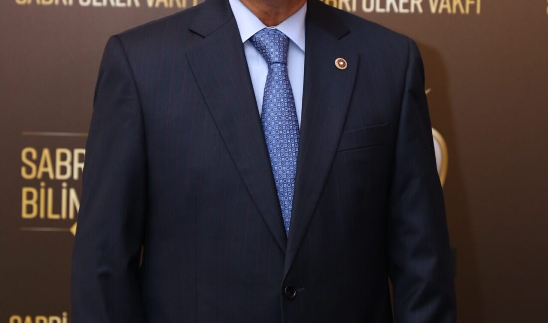 - Sabri Ülker Vakfı Başkan Talat İçöz:
- "Programla nihai hedefimiz,