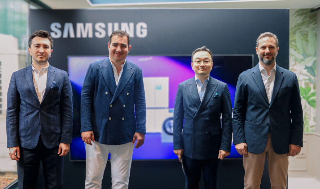 - Samsung Türkiye CEO'su Jeff Jo:
- ""Premium pazarda akıllı ev